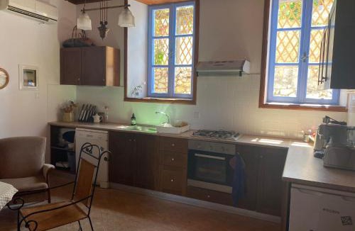 Halki House | Villa Mouthouria