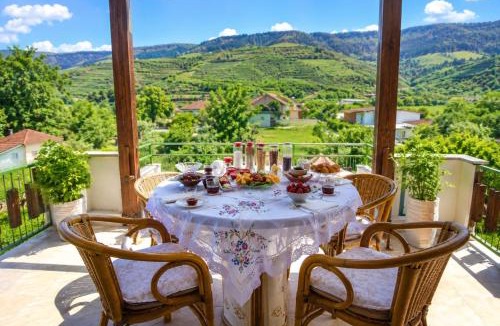 Berat House | Villa Nano