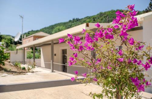 Gardenos House | Villa Neoris