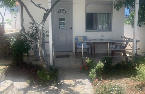 Ksamil Apartment | Villa Oden