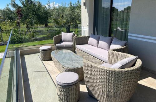 Nea Skioni Cabin | Villa Olivia Skioni
