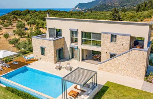 Agios Nikitas Villa | Villa Orizontas by Villa Plus