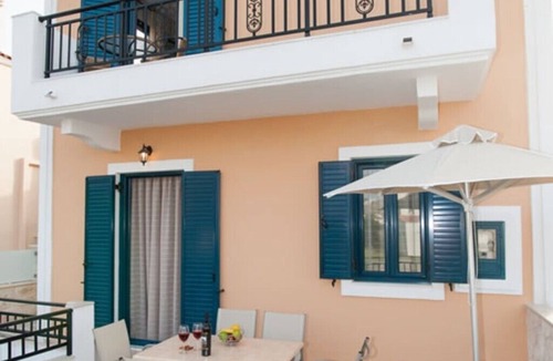 Panormos Villa | Villa Ortansia - 4 Bedrooms, Few Steps from the beach