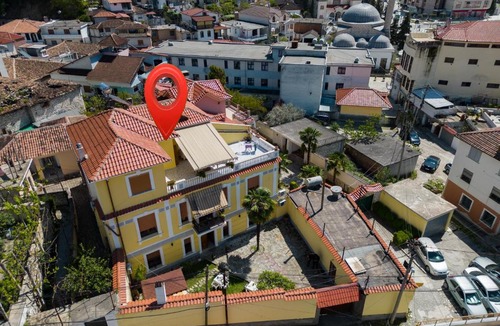 Berat House | Villa Palma Center
