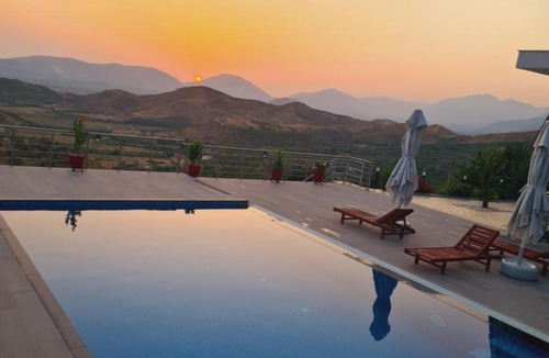 Vlore County Villa | Villa Panorama - Private Swimming Pool & Parking