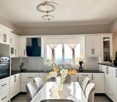 Vlore County Villa | Villa Panorama - Private Swimming Pool & Parking