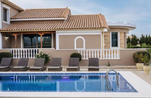 Agrilia Villa | Villa Paradise