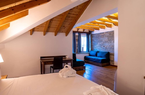 Permet Hotel | Villa Permet