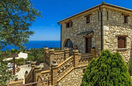 Skinaria Apartment | Villa Poseidon - Superior Suite In Zante w Pool