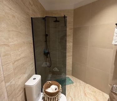 Ishem Villa | Villa Reger