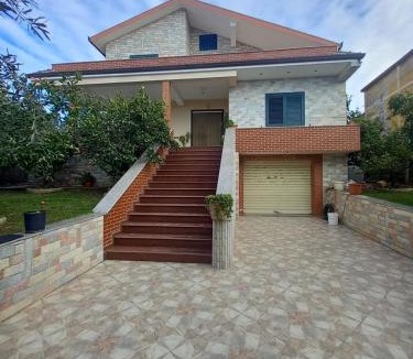Rade Apartment | Villa Relax Manëz, Durrës