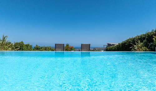 Douliana Villa | Villa Resi