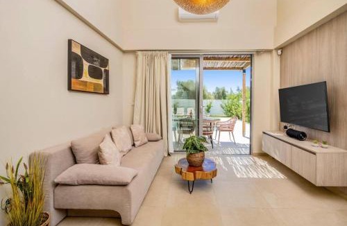 Vasilikos Villa | Villa Romas 3 by Villa Plus