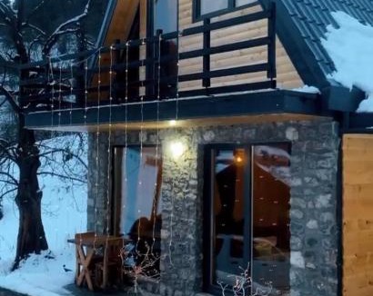 Pejë House | Villa Roni