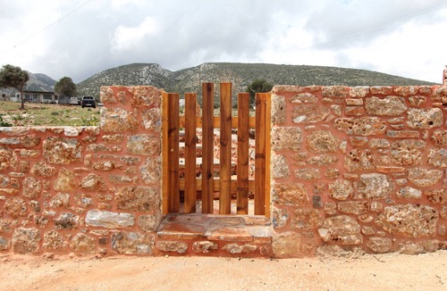 Naxos Cottage | Villa Rouvis with outdoor Hot Tub