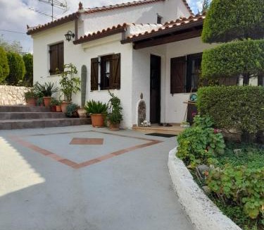 Kilada House | Villa RUSTICANA