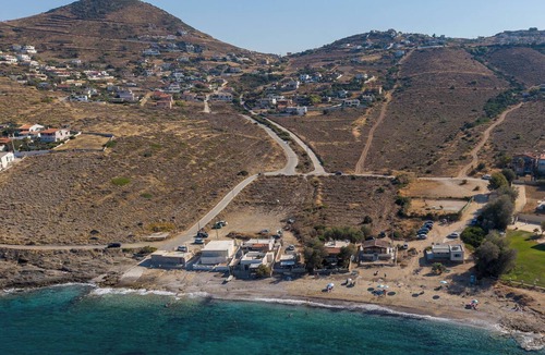 Ormos Agiou Ioannou Apartment | Villa Scorpio, Seafront Luxury & Infinity Pool