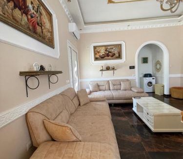 Golem House | Villa Selcotis