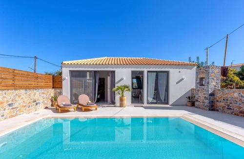 Analipsi Villa | Villa Selena by Villa Plus