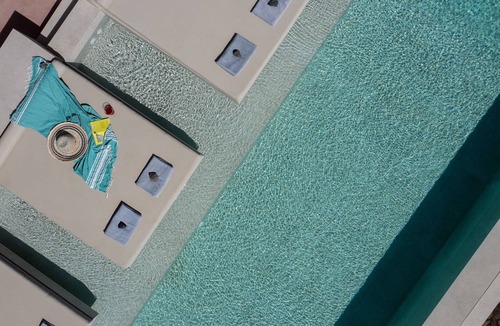 Santorini Villa | Villa - Sleeps 5 - Private Heated Pool-Parking