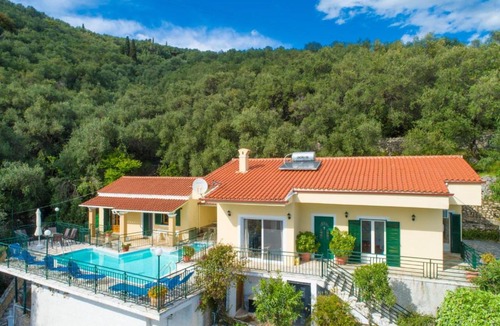 Nisaki Villa | Villa Sofia