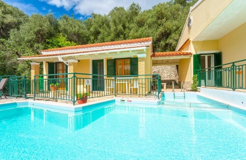 Nisaki Villa | Villa Sofia