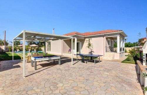 Agrilia Villa | Villa Sofinta by Villa Plus