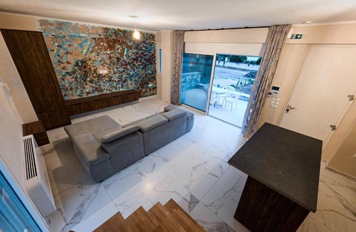 Eretria Villa | Villa Sol y Sal