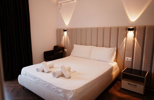 Vlore Hotel | Villa Solis