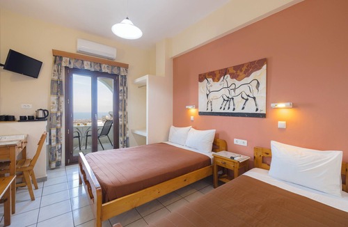Megalochori Hotel | Villa Stella