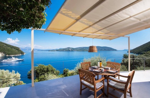Nidri Villa | Villa Thalassa Desimi by Villa Plus