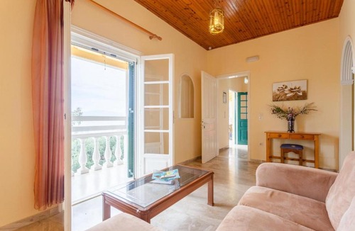 Apraos Villa | Villa Thespina