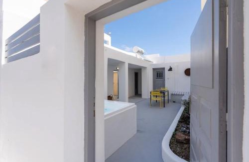 Kamari Villa | Villa Tholos & Prive Jacuzzi