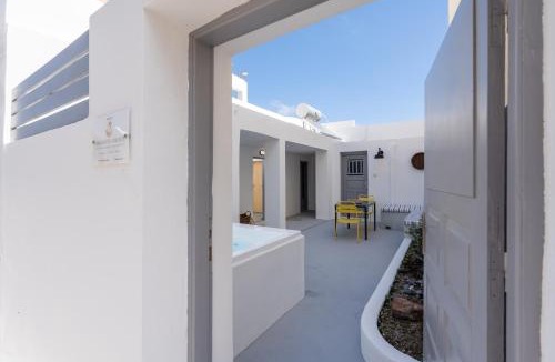Kamari Villa | Villa Tholos & Prive Jacuzzi