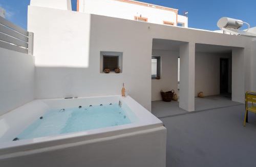 Kamari Villa | Villa Tholos & Prive Jacuzzi