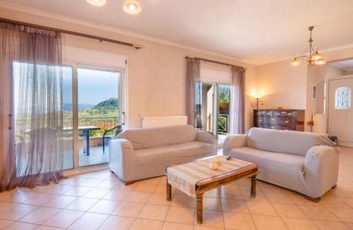 Benitses Villa | Villa Tzintzola