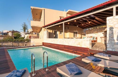 Plaka Villa | Villa Vamagia BY APOKORONAS-VILLAS