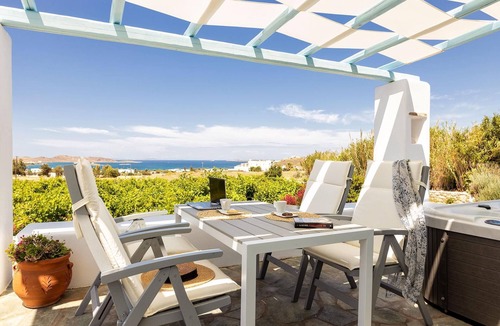 Naousa Villa | Villa Vrachos in Paros
