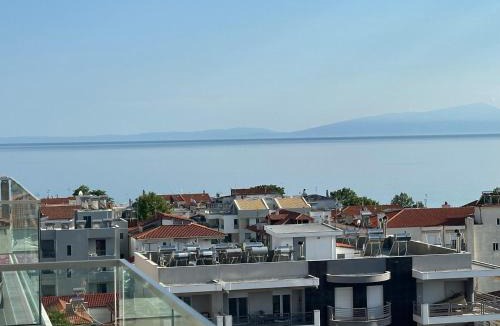 Kallikratia Apartment | Villa with a sea view in kallikrateia