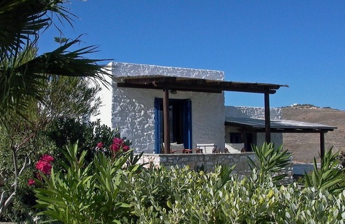Krotiri House | Villa with sea view and pool, beach in walking distance
