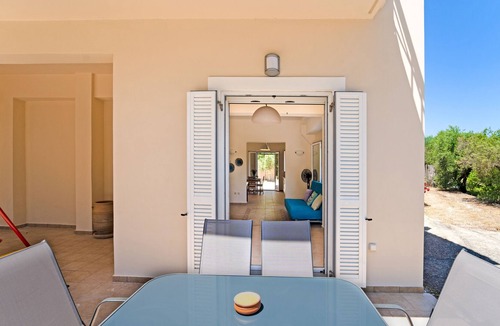 Paliki House | Villa Xi - 500metes away from XI