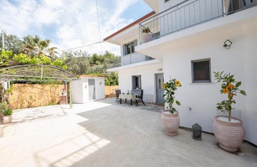 Poros House | Villa Yvonni