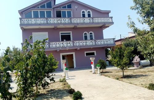 Rade Apartment | Villas Elena best view Durres