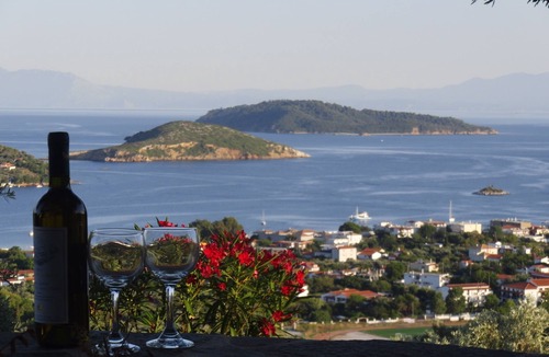 Skiathos Apartment | VILLAS ZOE, APARTMENT, Spectacular Views, Privacy, Peaceful Location