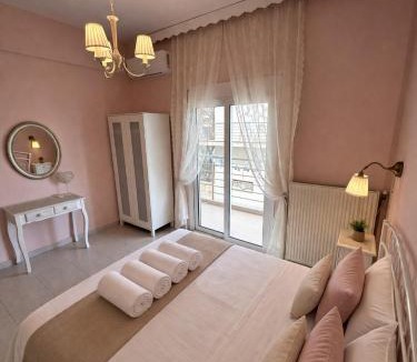 Ouranoupoli Apartment | Vintage Home
