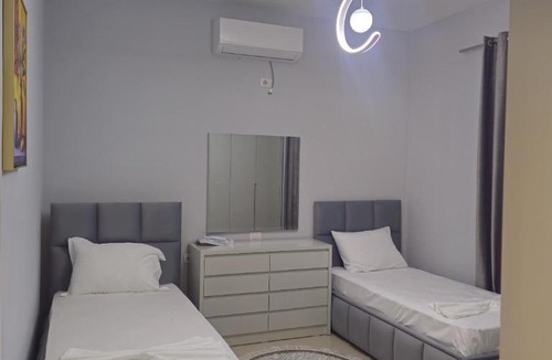 Kamez Apartment | Visi garden house