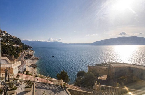 Orikum Apartment | Vista Mare Horizon | Patio with Amazing Seaview by PikHost