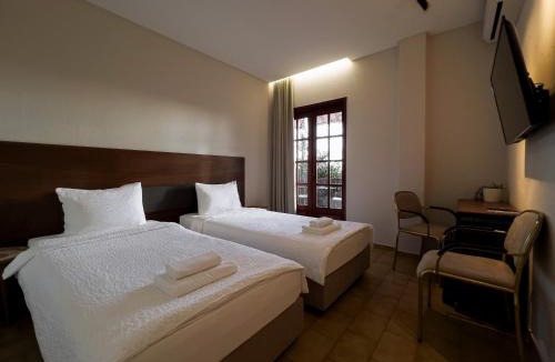 Ouranoupoli Hotel | Viva Properties