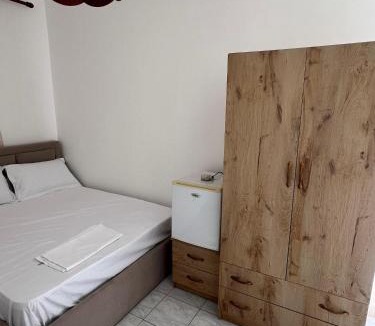 Fier Hostel | Vjosa River Rooms
