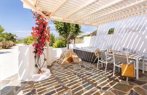 Naousa Villa | Votsalo Suite in Paros